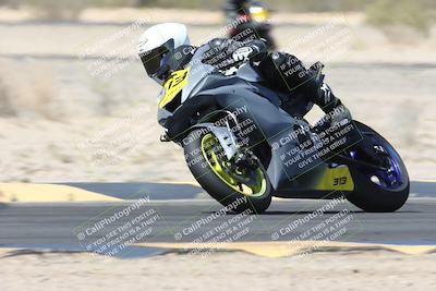 media/Apr-20-2025-CVMA (Sun) [[39090e8767]]/Race 15-Amateur Formula Middleweight/